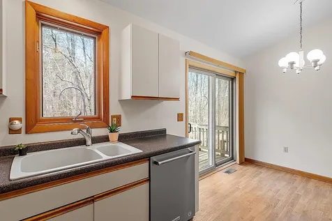 257 Kingston Road Danville NH 03819