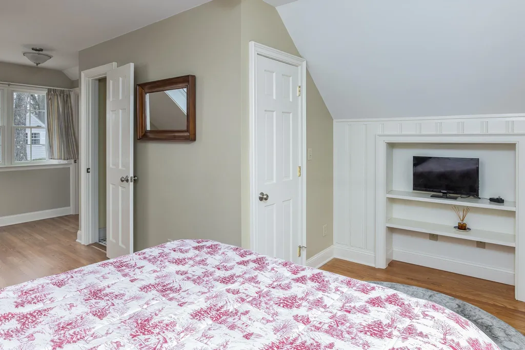27 Thayer Pond Road Concord NH 03301