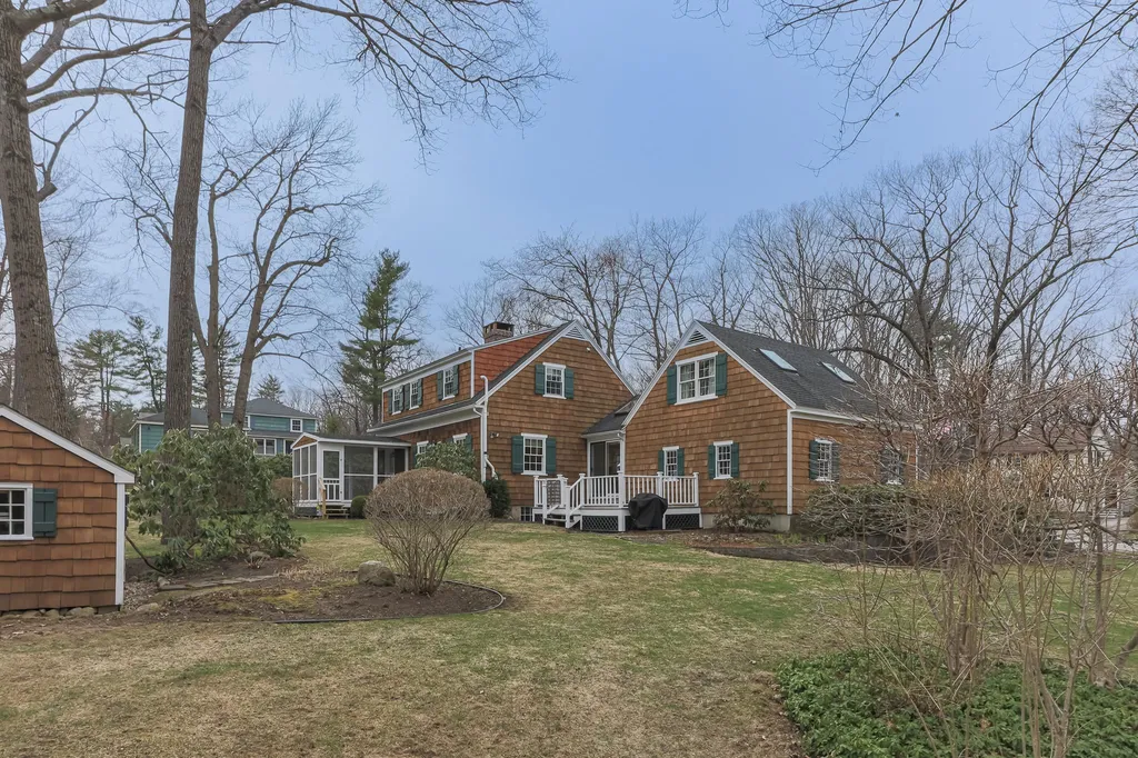 27 Thayer Pond Road Concord NH 03301