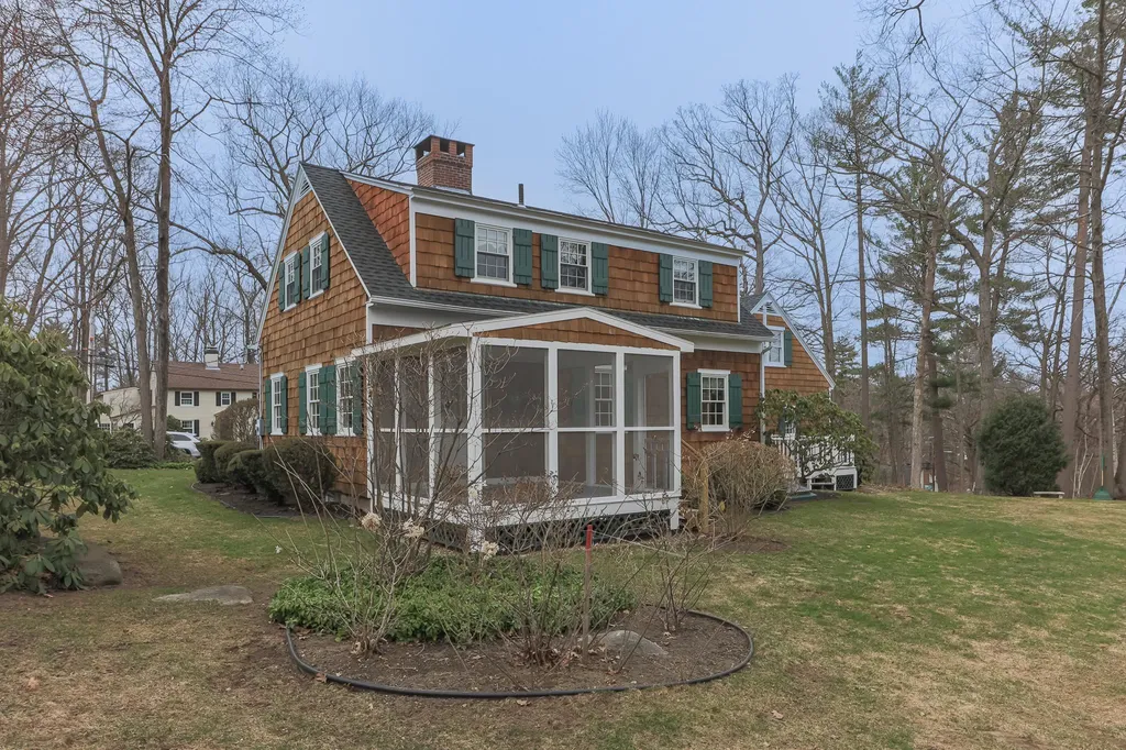 27 Thayer Pond Road Concord NH 03301