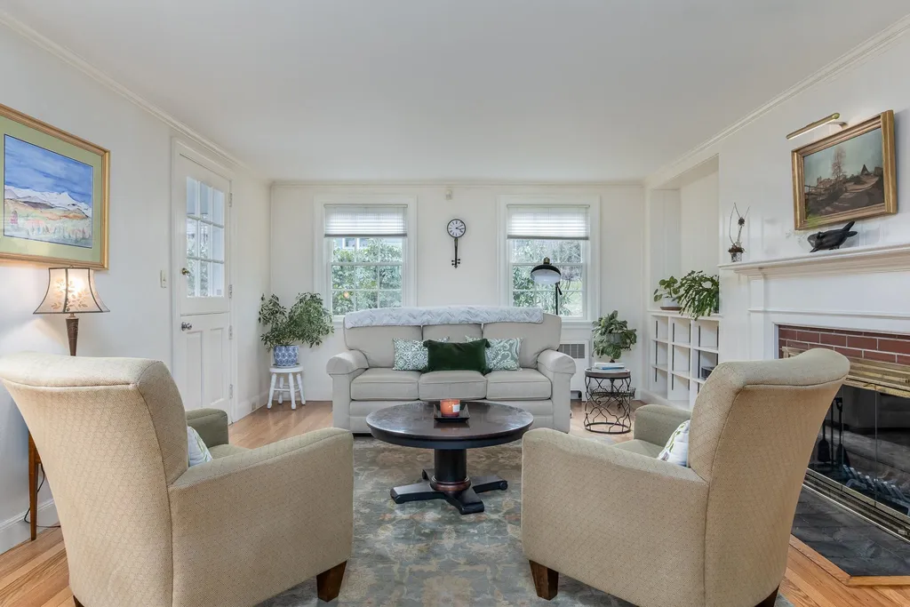 27 Thayer Pond Road Concord NH 03301