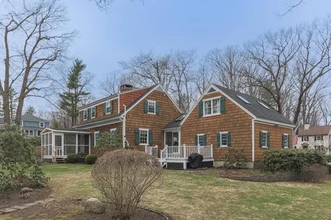 27 Thayer Pond Road Concord NH 03301