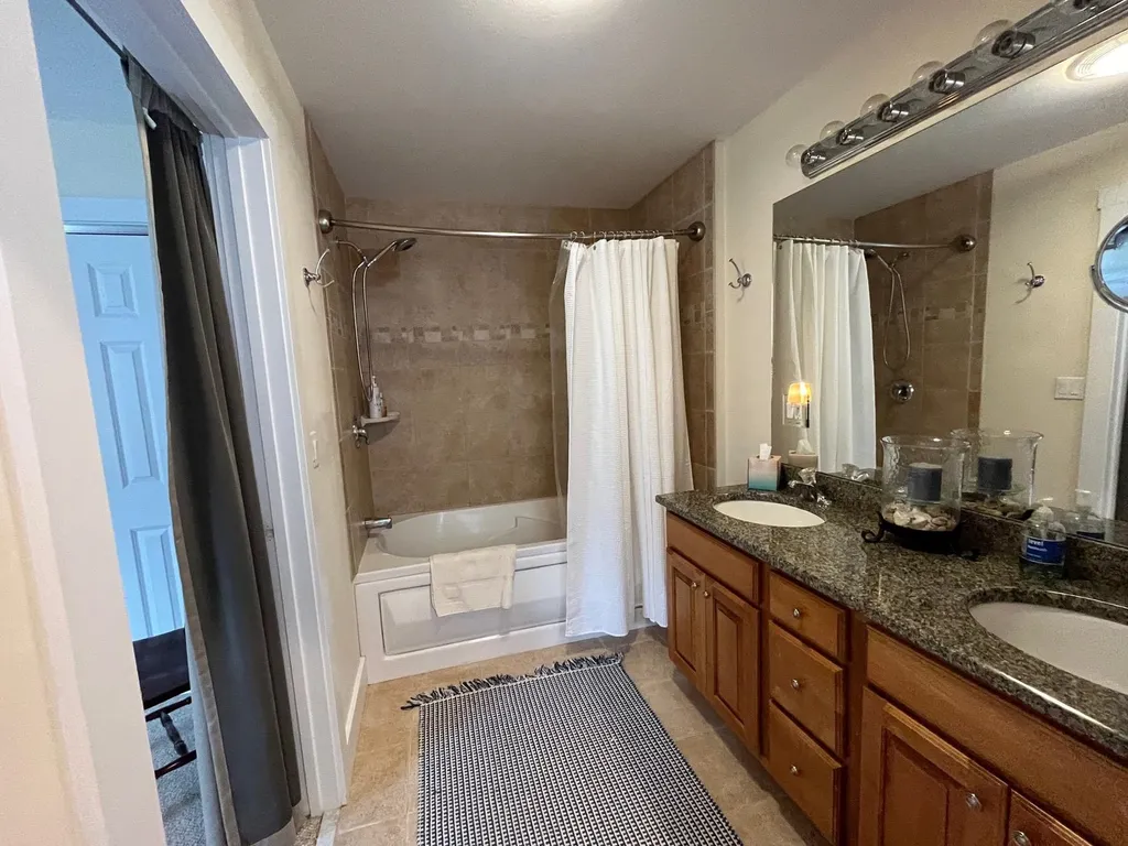 53 Amber Way Warren VT 05674