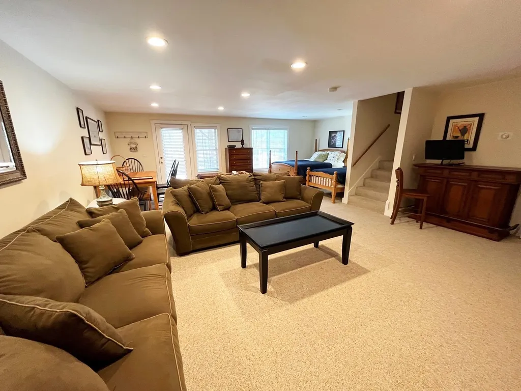 53 Amber Way Warren VT 05674