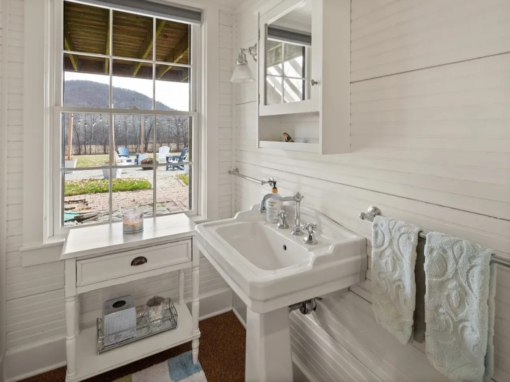 2959 Greenbush Road Charlotte VT 05445