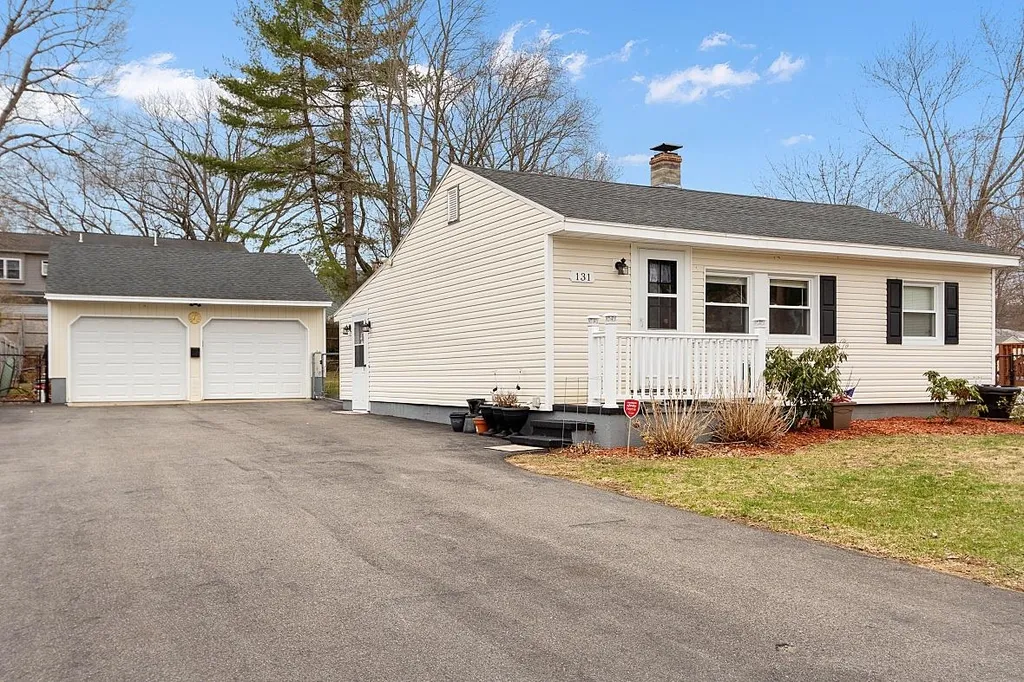 131 E Hobart Street Nashua NH 03060