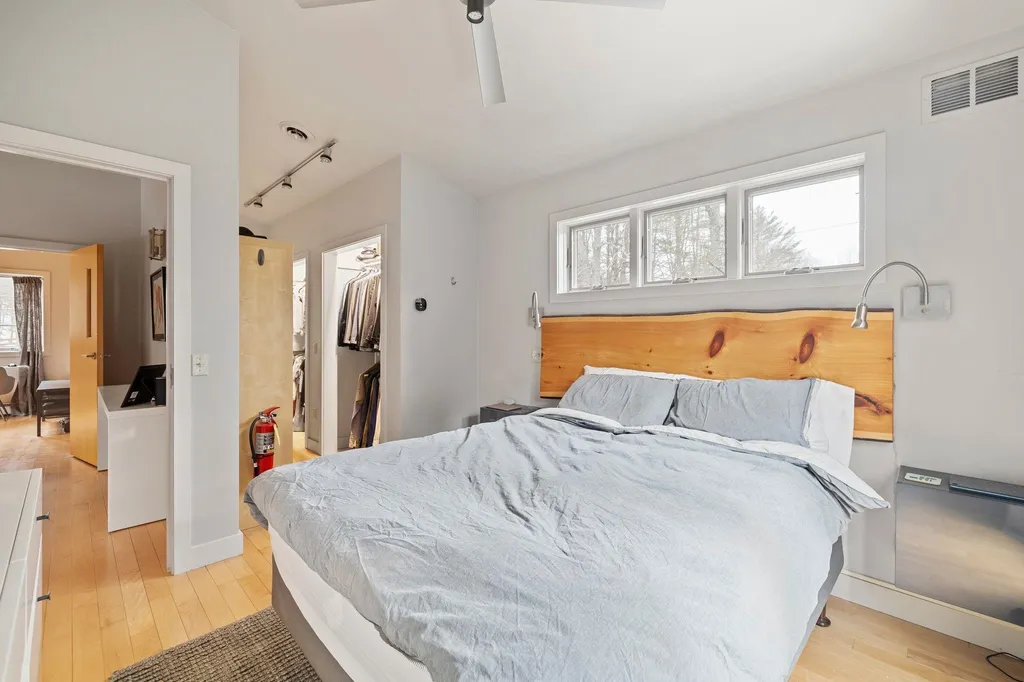 272 Hanover Center Road Hanover NH 03755