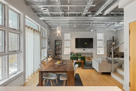 272 Hanover Center Road Hanover NH 03755