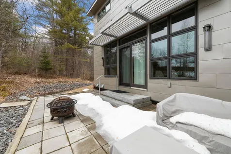 272 Hanover Center Road Hanover NH 03755