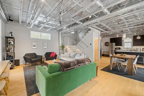 272 Hanover Center Road Hanover NH 03755