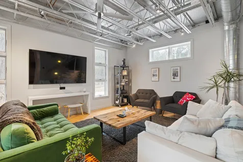 272 Hanover Center Road Hanover NH 03755