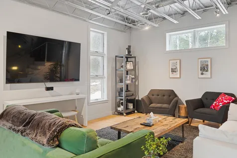 272 Hanover Center Road Hanover NH 03755