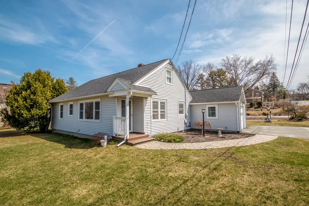 90 Herbert Lane Littleton NH 03561