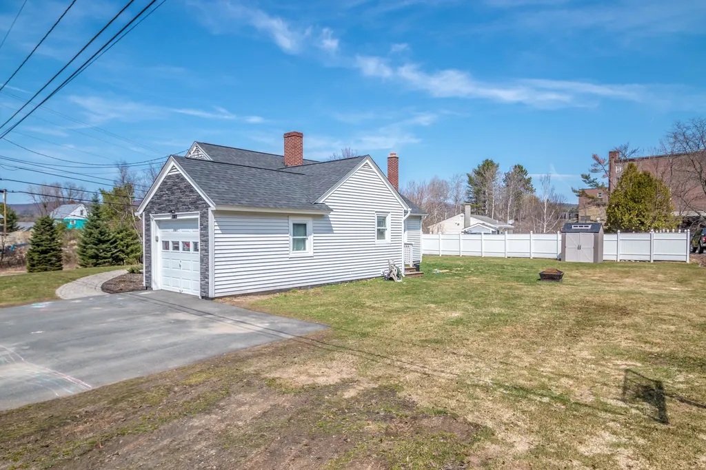 90 Herbert Lane Littleton NH 03561