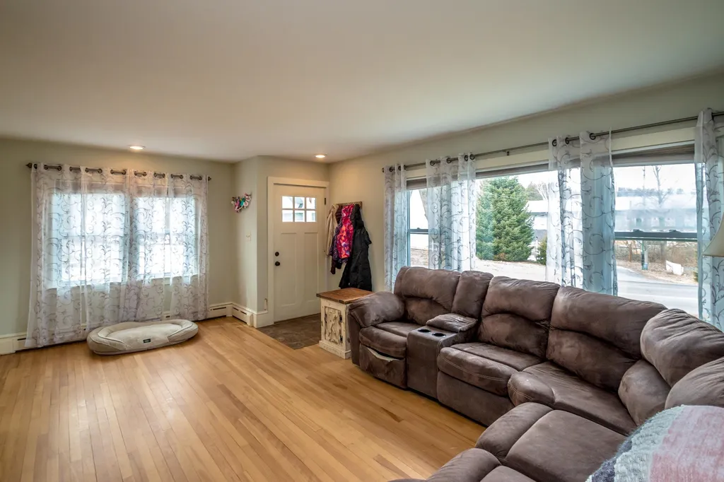 90 Herbert Lane Littleton NH 03561