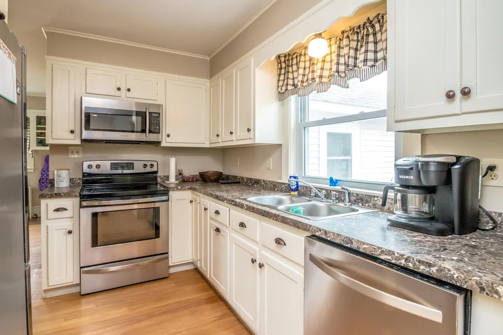 90 Herbert Lane Littleton NH 03561