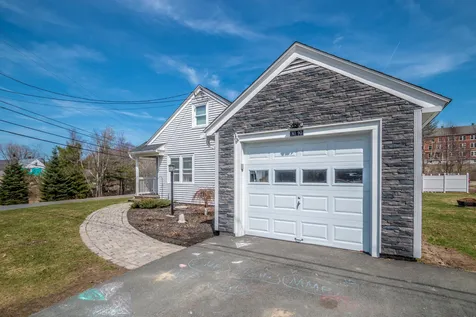 90 Herbert Lane Littleton NH 03561