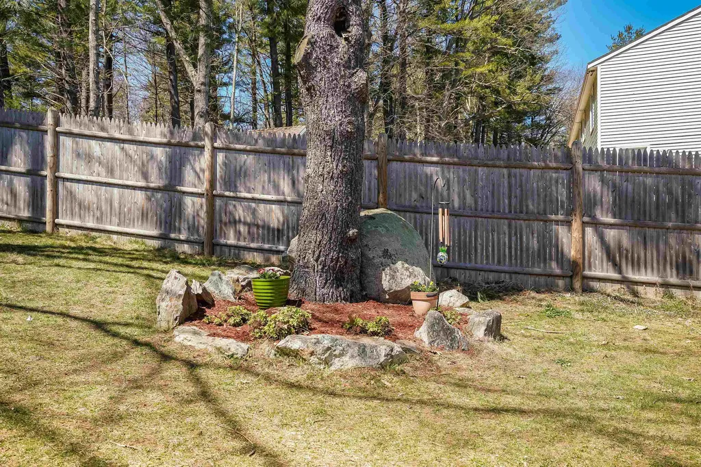 4r Sunnyside Lane Derry NH 03038