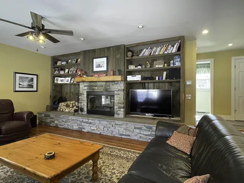 391 Murray Road Lincoln VT 05443