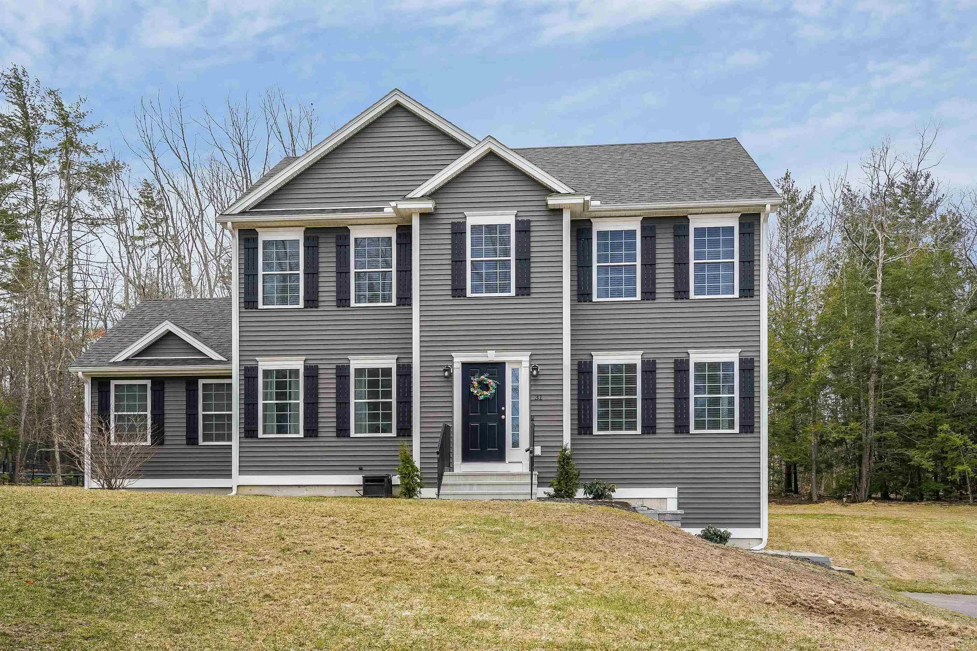 31 Sandybrook Drive Raymond NH 03077