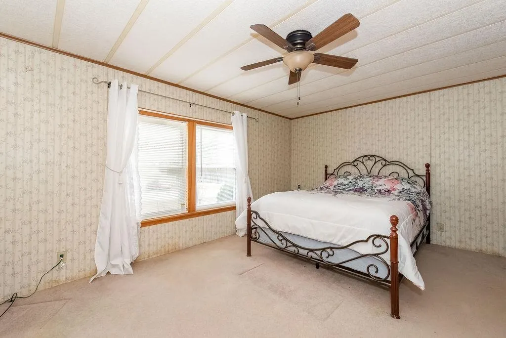 33 Eagle Drive Rochester NH 03868