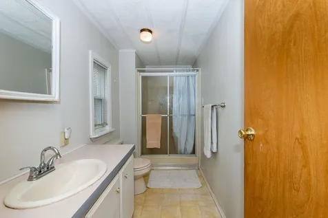 33 Eagle Drive Rochester NH 03868