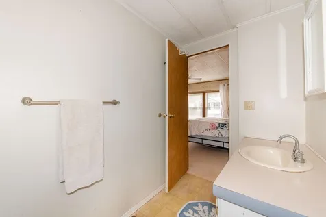 33 Eagle Drive Rochester NH 03868
