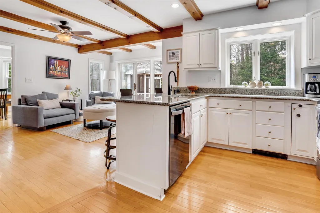 158 Woodland Road Hampton NH 03842