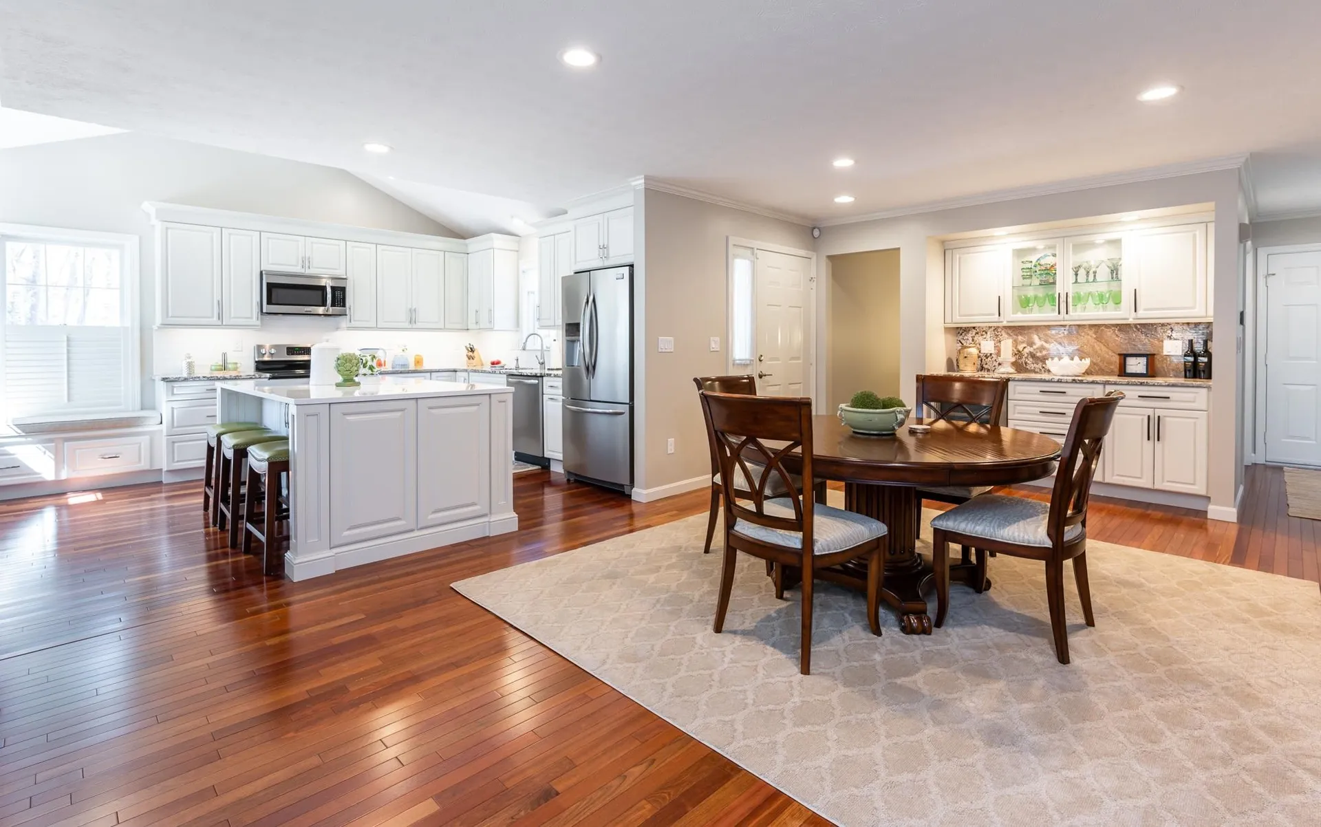 11 Spyglass Point Circle Bedford NH 03110