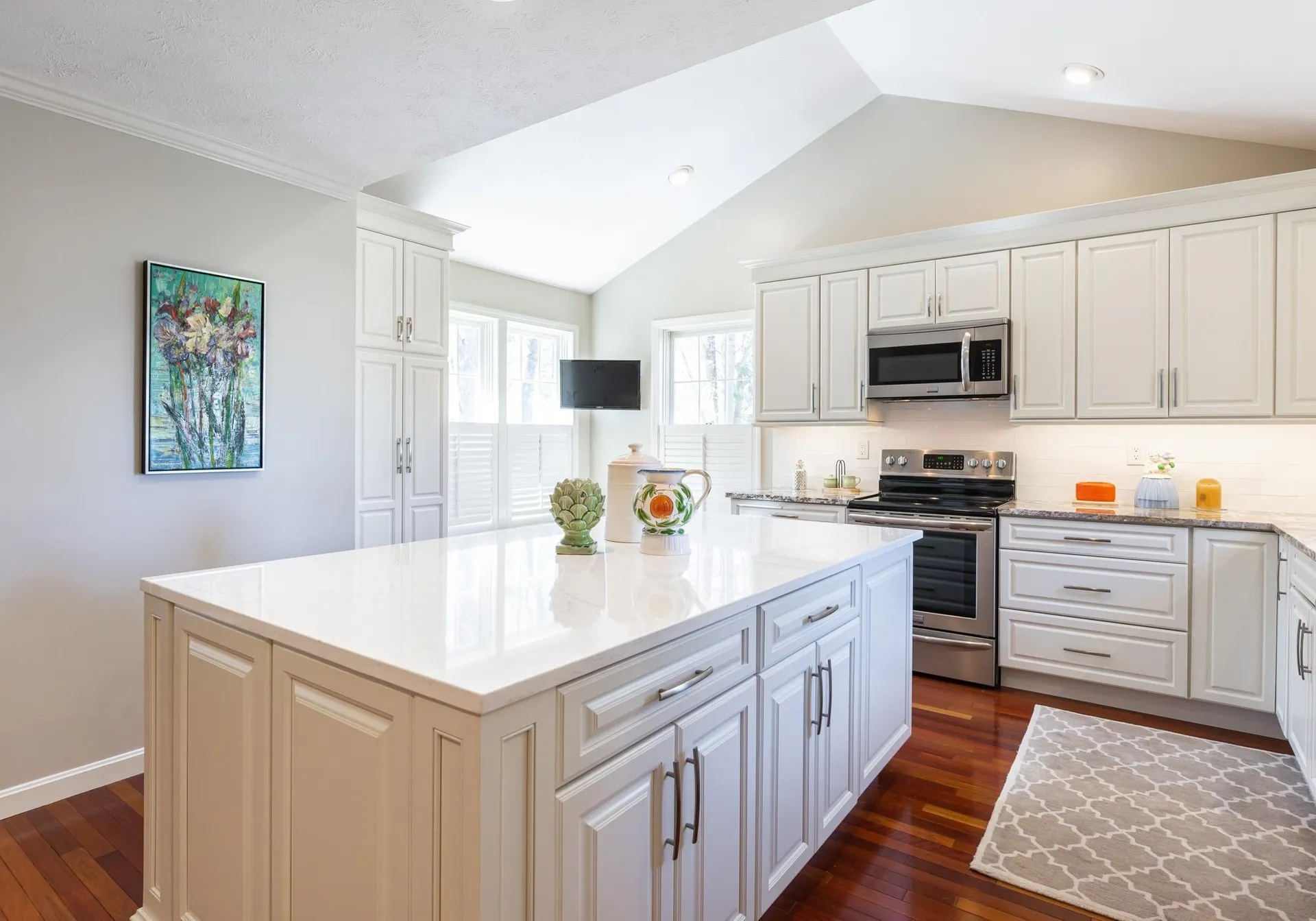 11 Spyglass Point Circle Bedford NH 03110