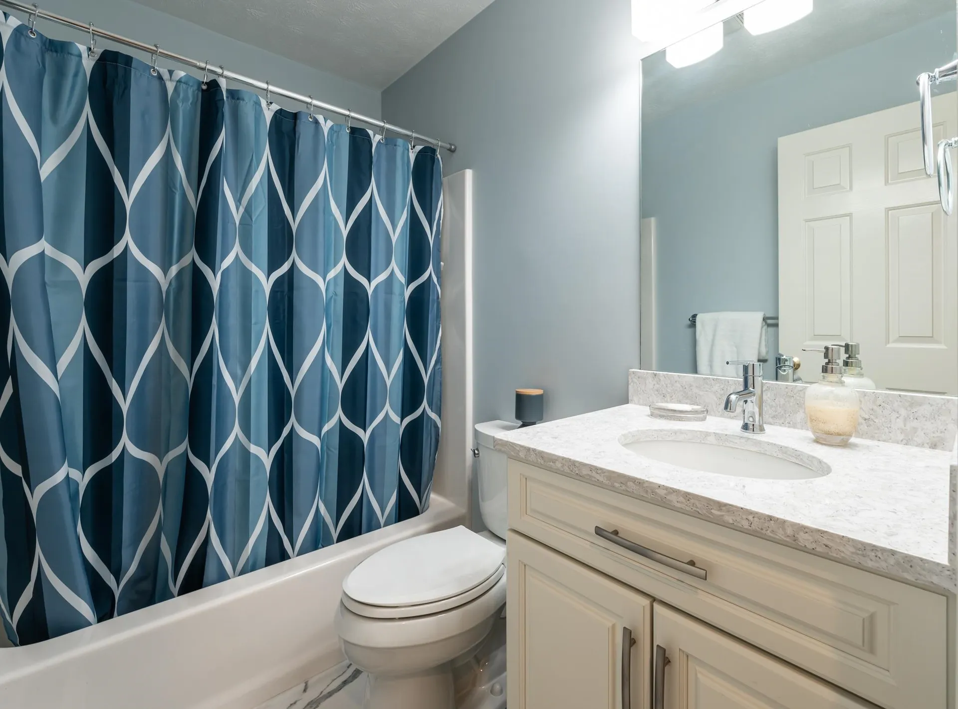 11 Spyglass Point Circle Bedford NH 03110