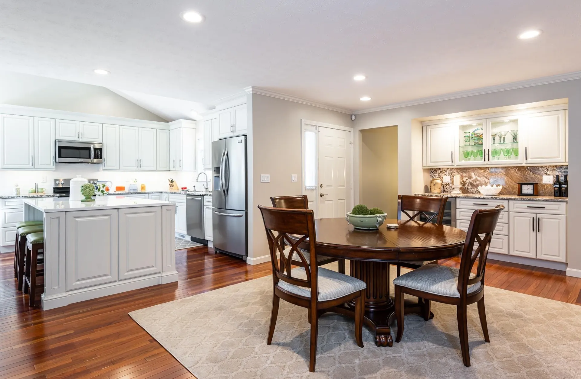 11 Spyglass Point Circle Bedford NH 03110