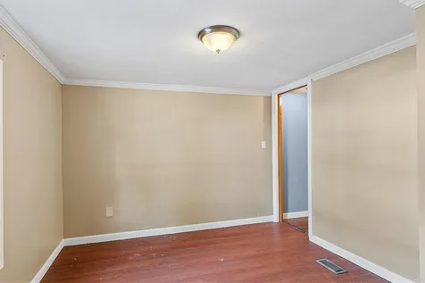 35 Spruce Terrace Derry NH 03038