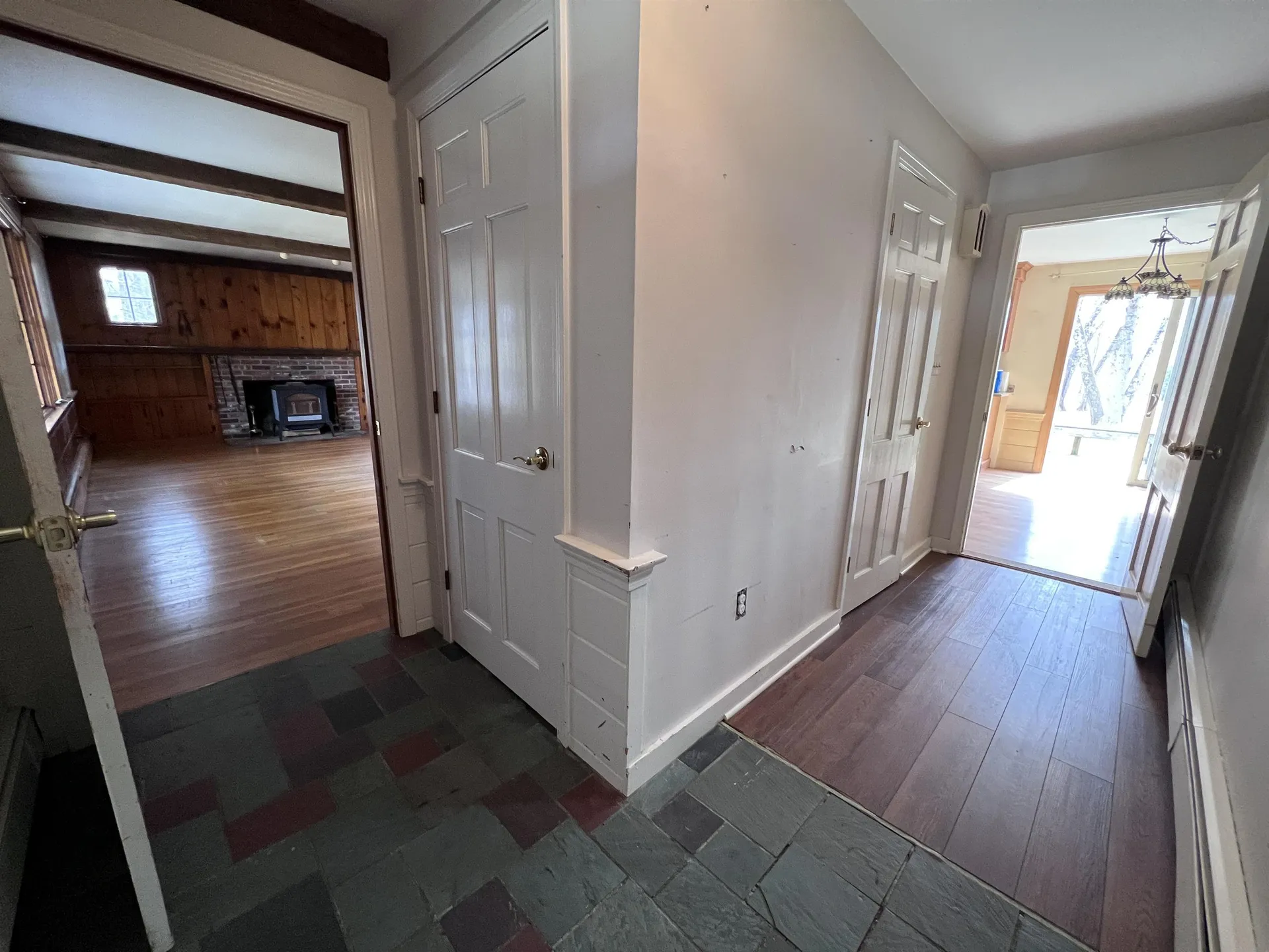 23 Shore Road Kingston NH 03848