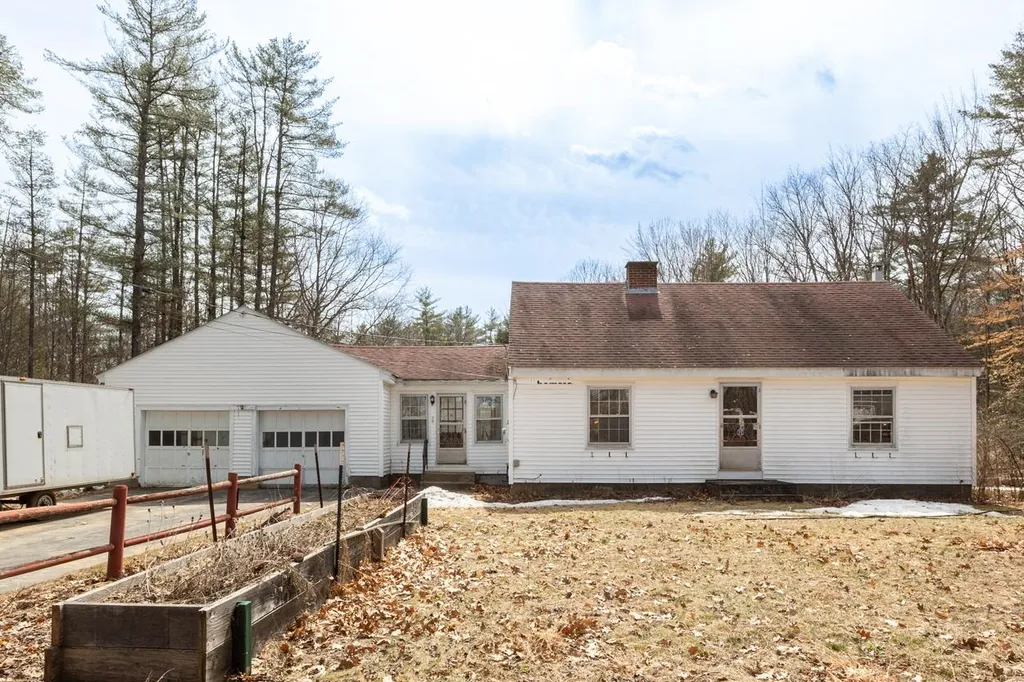 45 Corn Hill Road Boscawen NH 03303