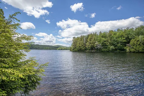 4 Old Spring Drive Grantham NH 03753