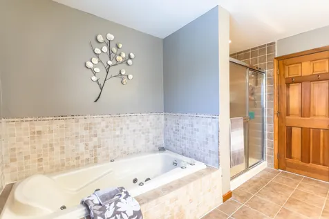 4 Old Spring Drive Grantham NH 03753