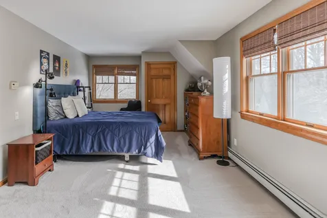 4 Old Spring Drive Grantham NH 03753