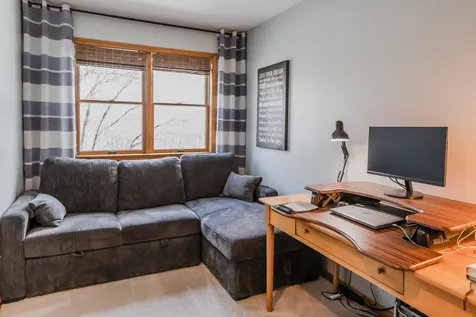 4 Old Spring Drive Grantham NH 03753