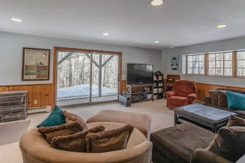 4 Old Spring Drive Grantham NH 03753