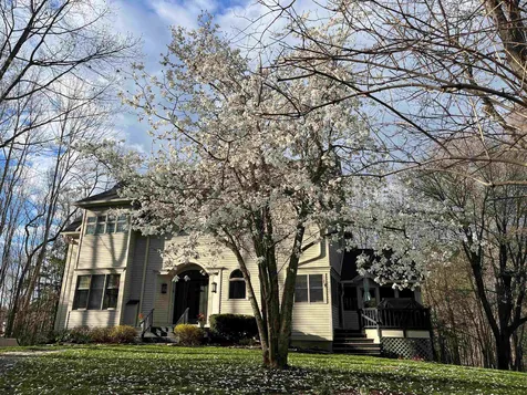 4 Old Spring Drive Grantham NH 03753