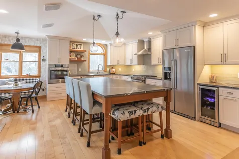 4 Old Spring Drive Grantham NH 03753