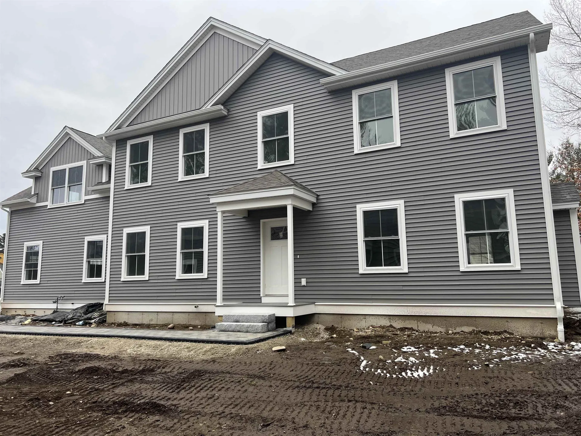 5 Theresa Way Nashua NH 03062