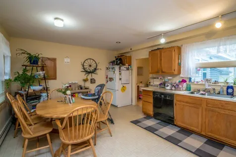 116 Pleasant Street Conway NH 03818