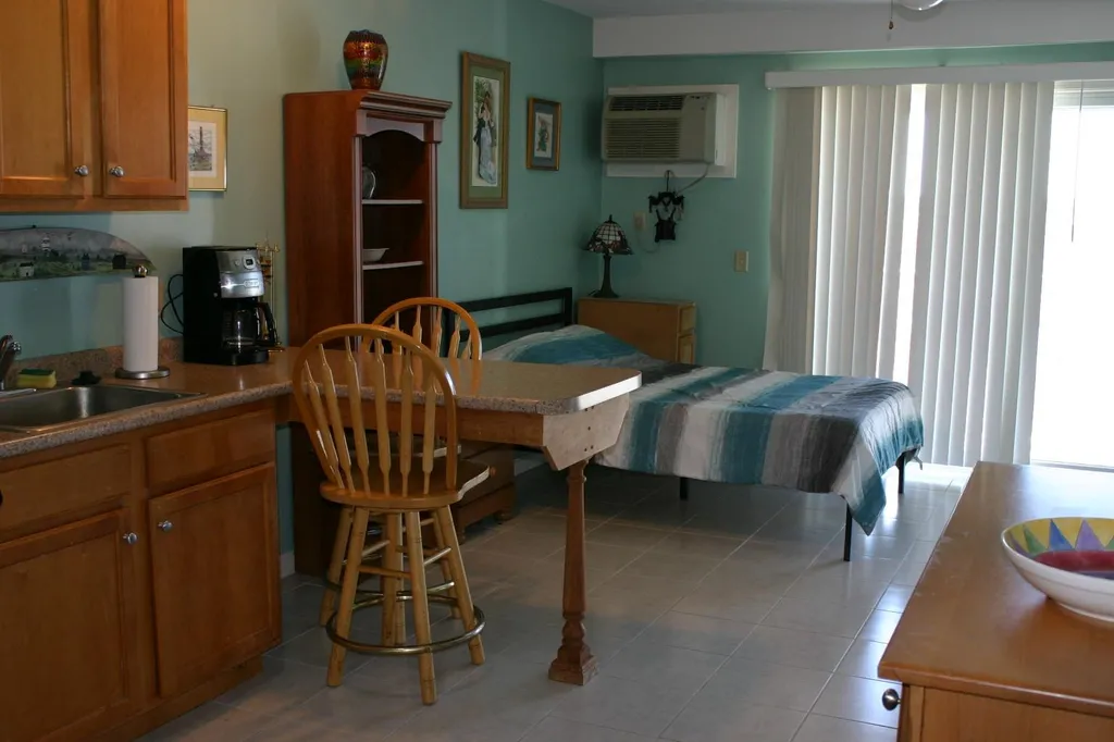 20 Brown Avenue Hampton NH 03842
