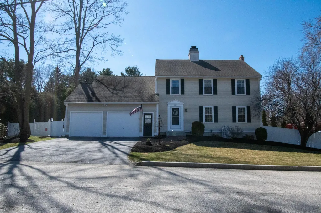 705 Coral Avenue Manchester NH 03104