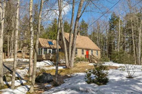 223 Leighton Avenue Laconia NH 03246