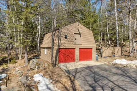 223 Leighton Avenue Laconia NH 03246