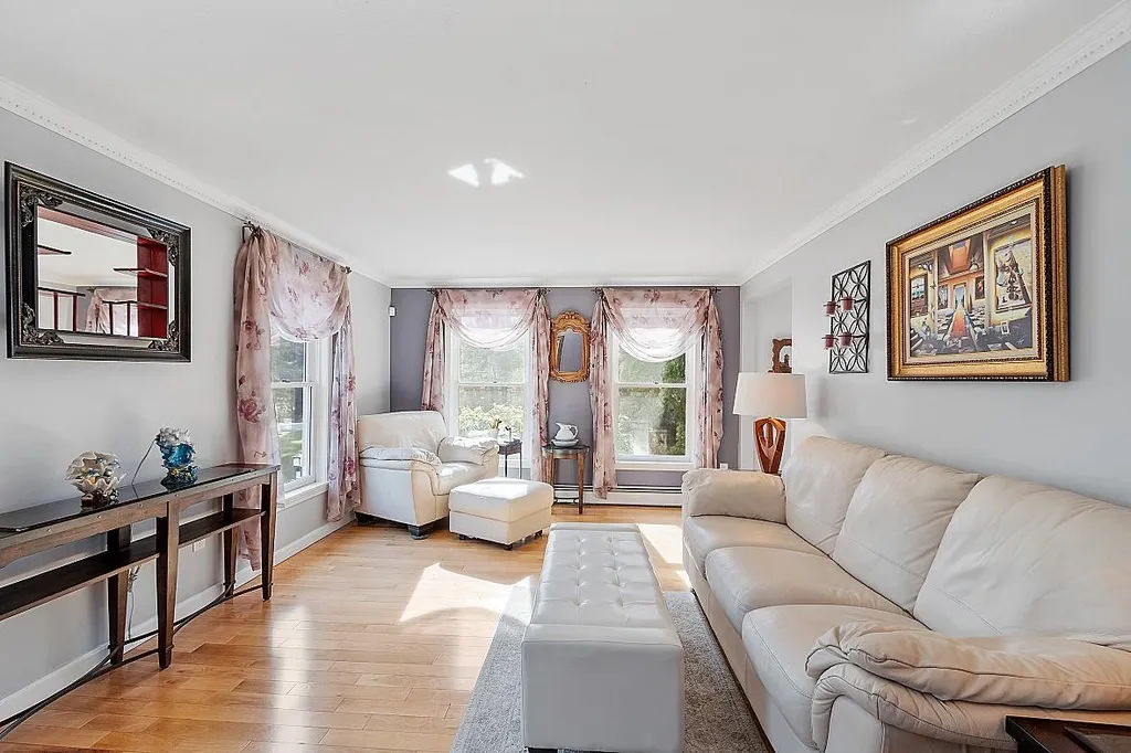 6 Diana Drive Salem NH 03079