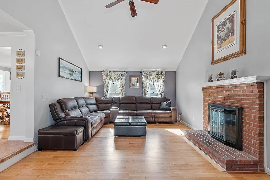 6 Diana Drive Salem NH 03079